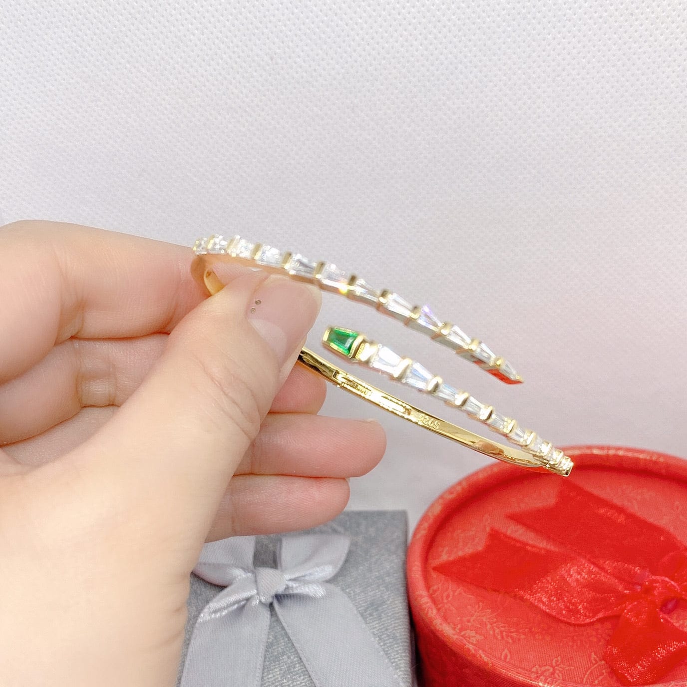 Bieauli Bracelet Serpent Bracelet with Green Emerald Eyes