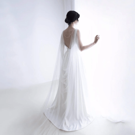 Bieauli Bridal wedding veil ,Modern bridal backless veil with pearl chain