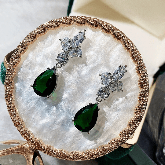 Bieauli Earrings green emerald bridal earrings, wedding earrings, green earrings, water drop emerald earrings