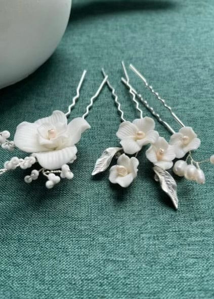Bieauli Jewellery London hair accessories Blossom Wedding White Floral Hair Pins Set of 3 Bridal Hair Pins Flower Hair Pins Bridal Hair Accessory Bridesmaid Hair Accessory