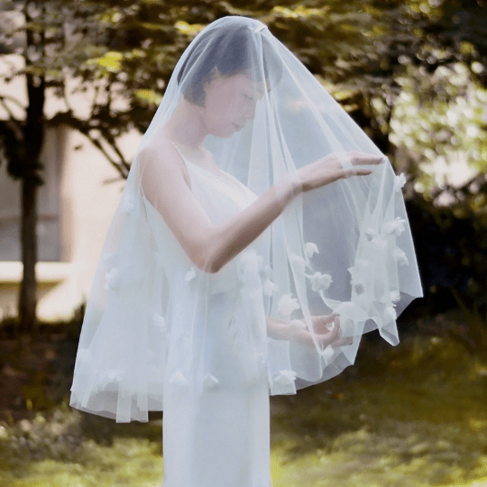 Bieauli veil 3D Flowers & Lace Fingertip Veil, Bridal Cape Veil