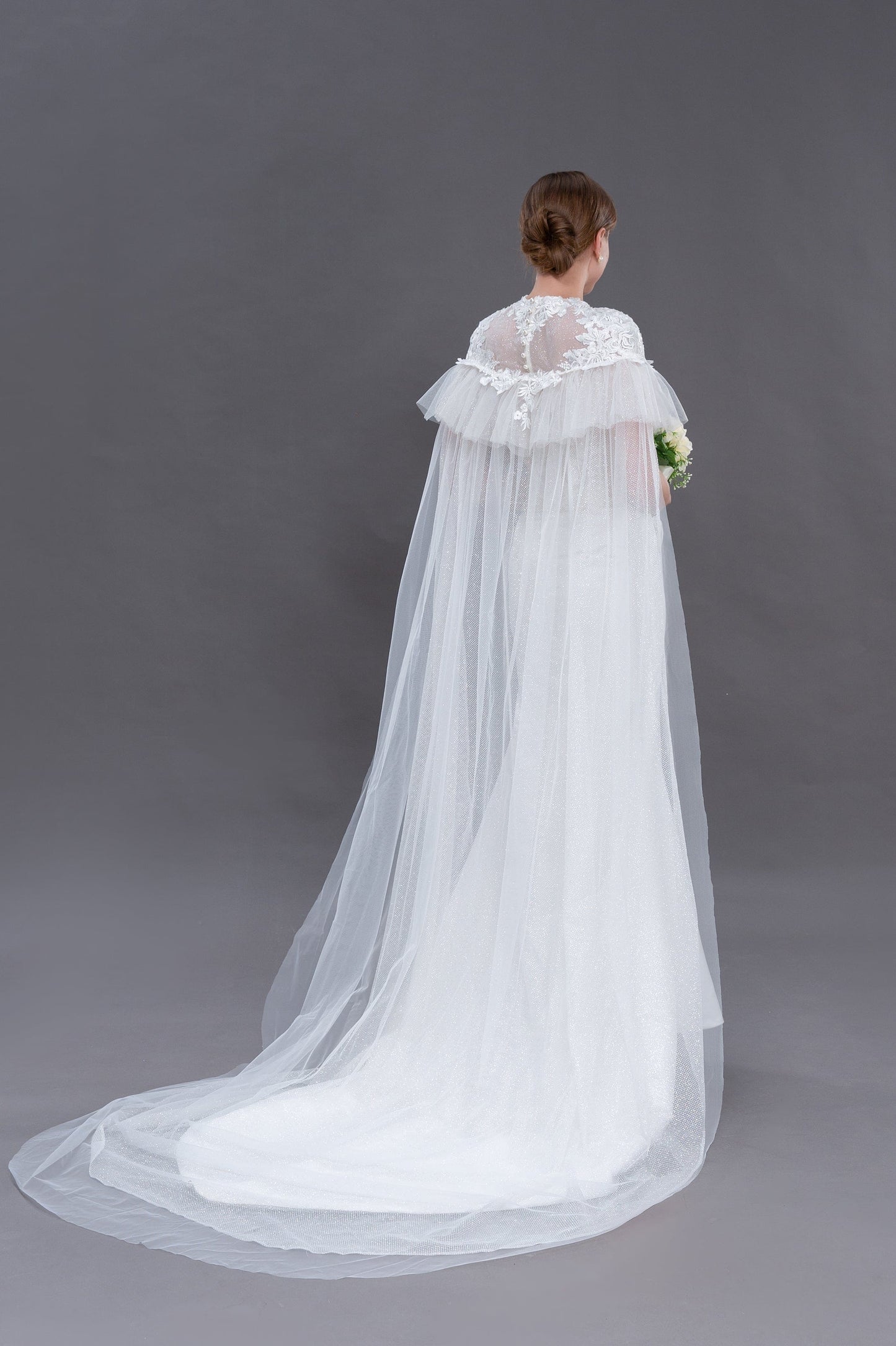 Bieauli veil ivor wedding cape, elegant lace, tulle cape veil, bridal cape, bridal robe, sheer cover-up,detachable train