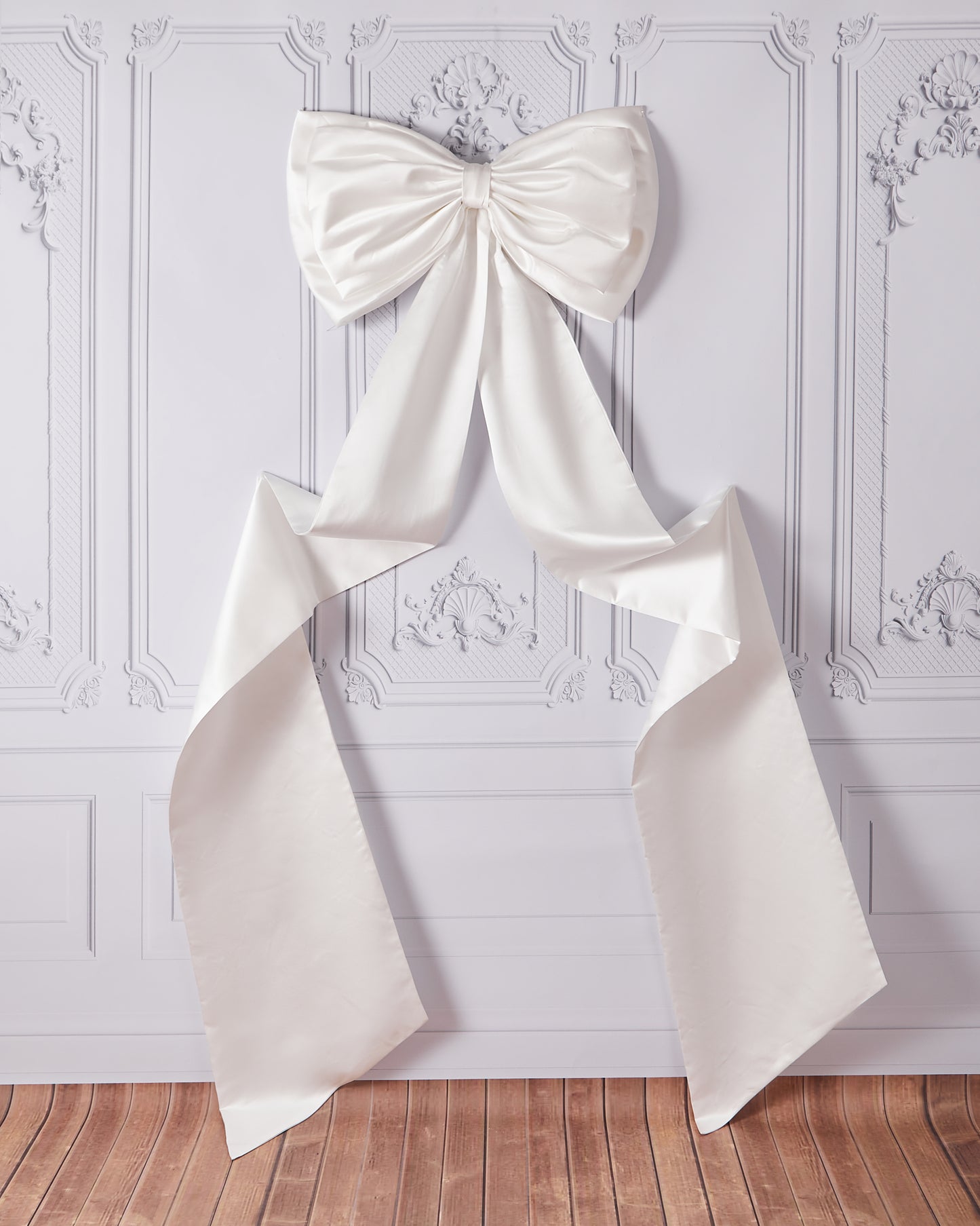 Decorative bow