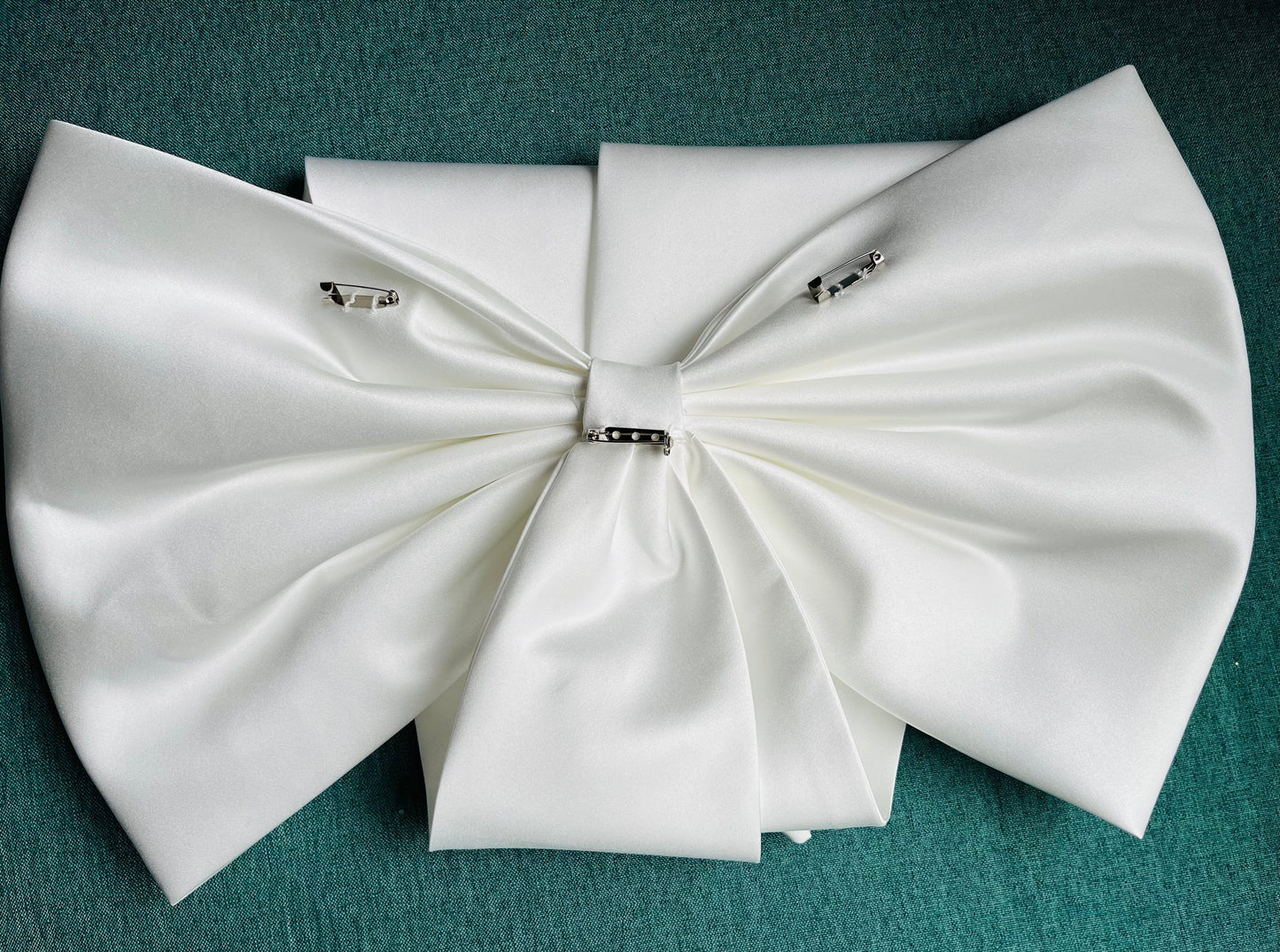 Bieauli BOW Customized removable bows, women's bows, belt bows, church wedding bows, wedding bows, bridal accessories, wedding accessories