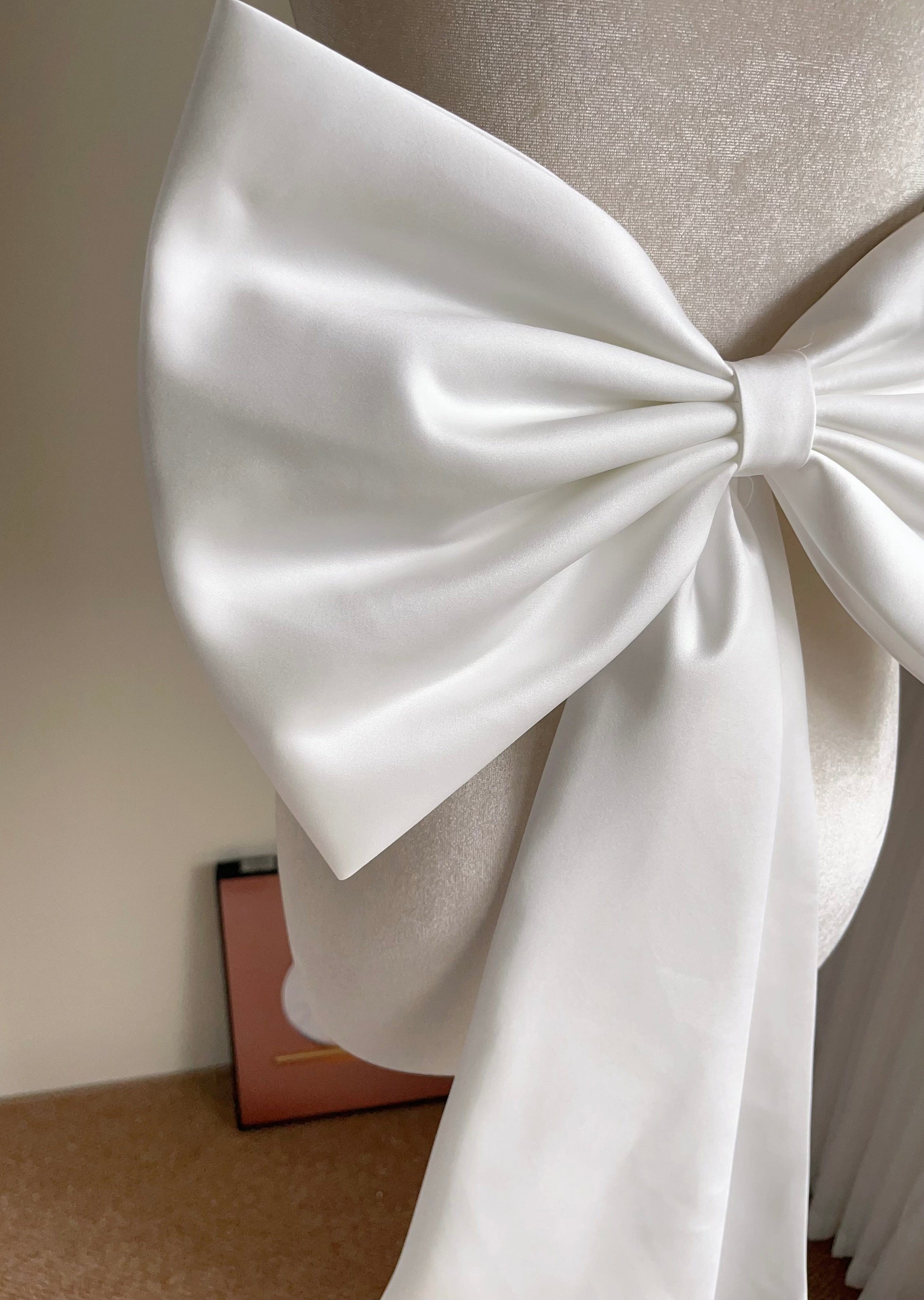 Bieauli BOW Customized removable bows, women's bows, belt bows, church wedding bows, wedding bows, bridal accessories, wedding accessories