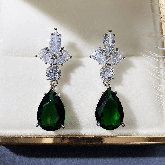 Bieauli Earrings green emerald bridal earrings, wedding earrings, green earrings, water drop emerald earrings