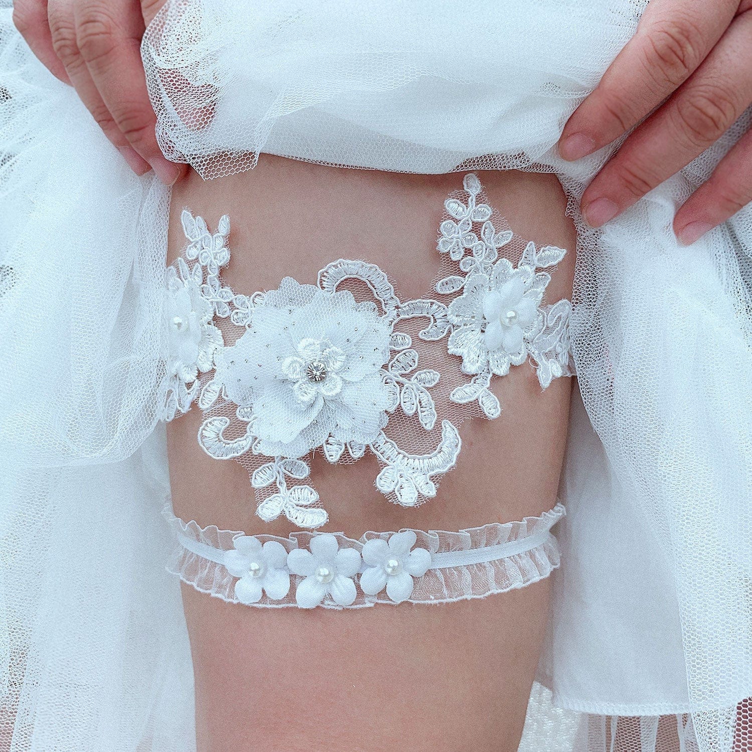 Bieauli garters 15.5-21.8 / White White floral lace bridal wedding garter, bridal floral garter, fairytale wedding garter