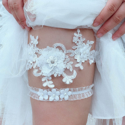 Bieauli garters 15.5-21.8 / White White floral lace bridal wedding garter, bridal floral garter, fairytale wedding garter