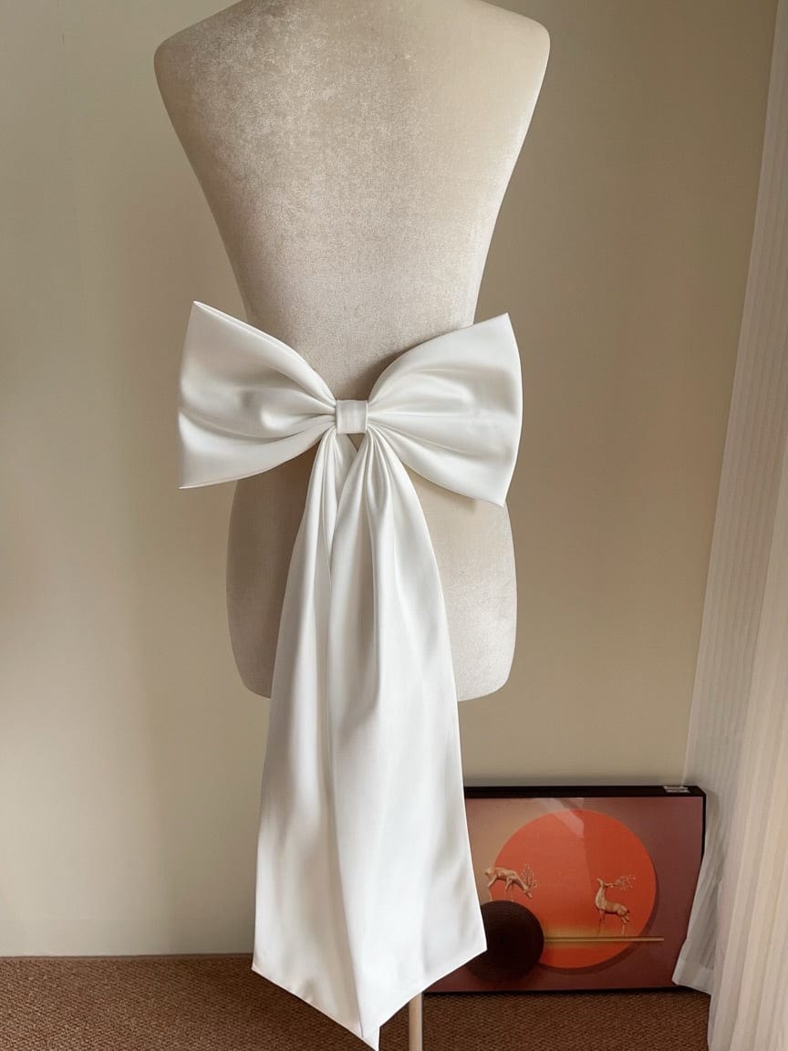 Bieauli Jewellery London BOW bridesmaid bows, bows for skirts, detachable bows, detachable bows for wedding dresses, children's bows, bows for dresses