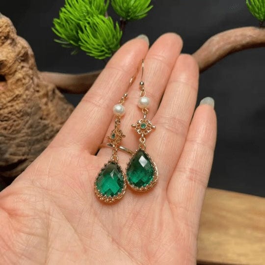 Bieauli Jewellery London Earrings Natural Jadeite Earrings in Emerald Green
