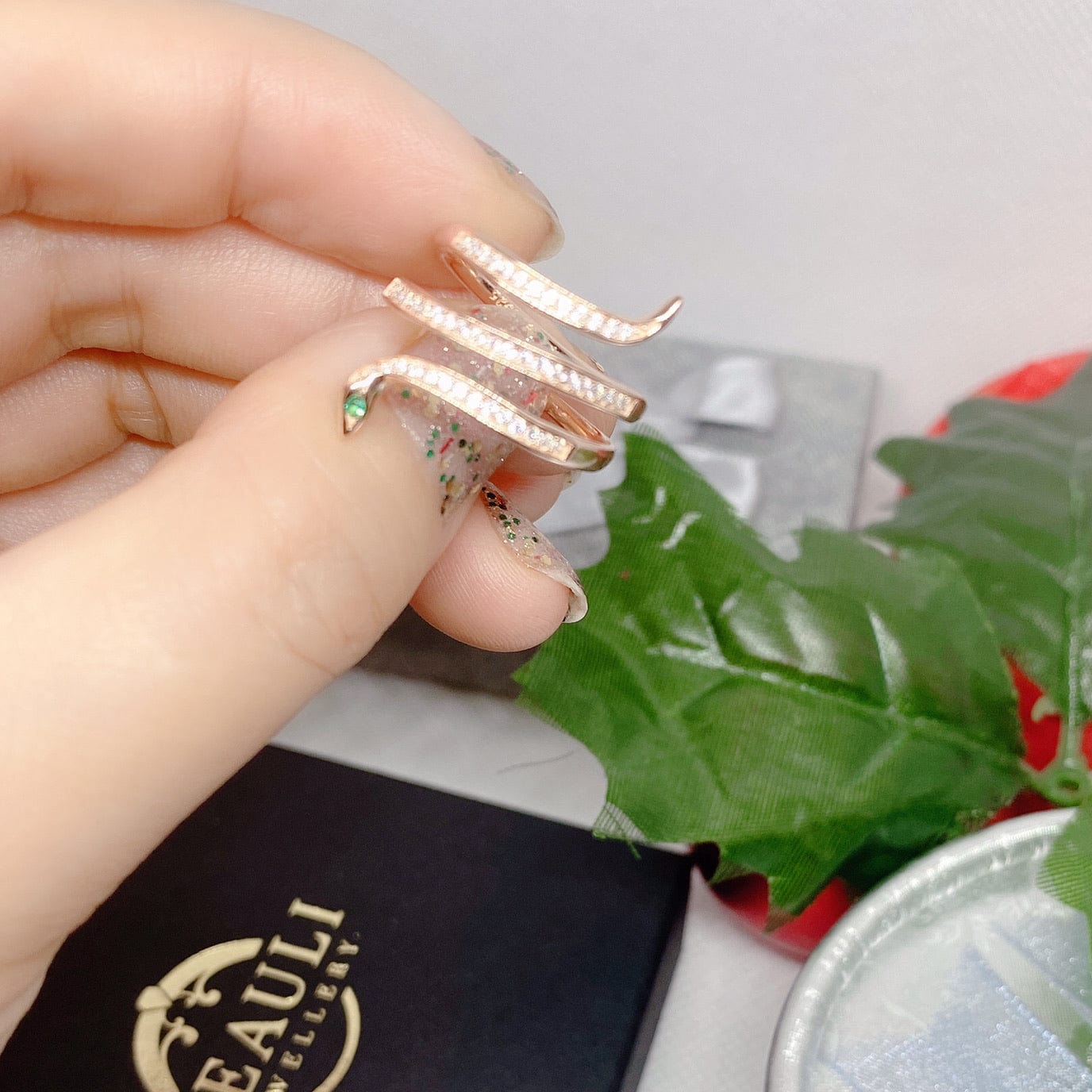 Bieauli Jewellery London Ring Serpent Ring, snake design ring, green emerald eyes, rose gold, white gold, yellow gold,open serpent band