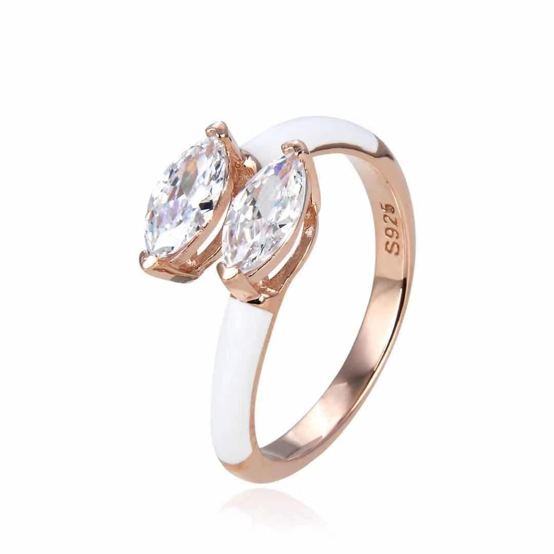 Bieauli Ring 6 / White Twin Stone Ring- Open Design Gemstone