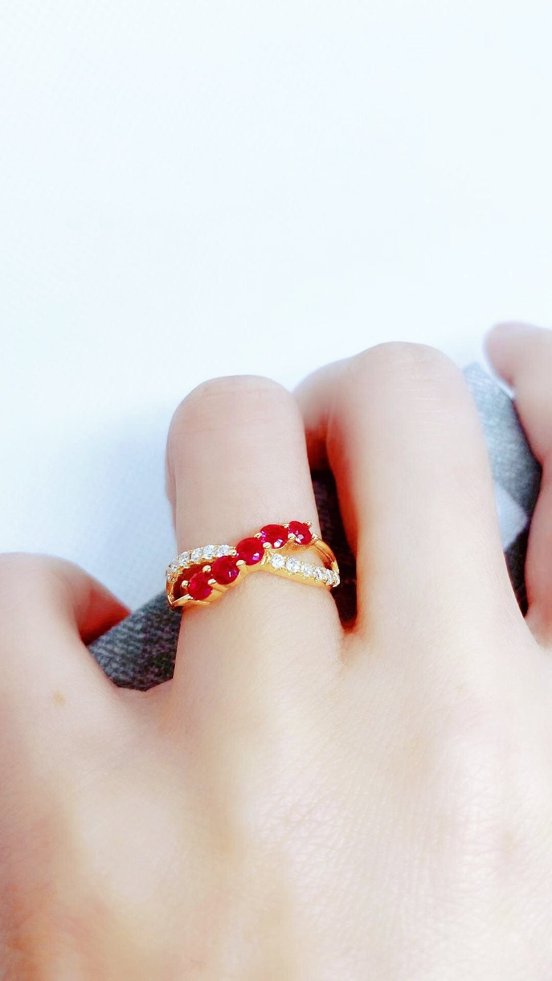 Bieauli Ring Gold-Plated Ruby & Zirconia Ring
