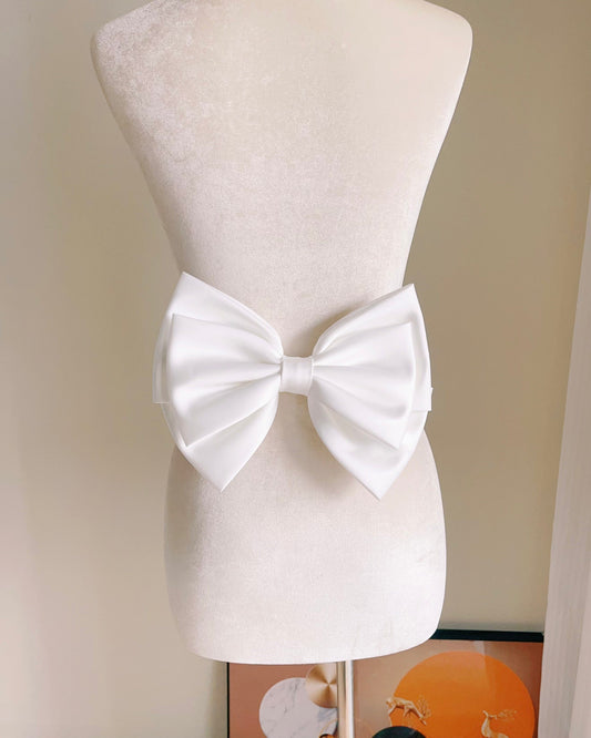 Bieauli  Satin bows, bar mitzvah bows, large bows, church wedding bows, wedding bows, bridal accessories, wedding accessories
