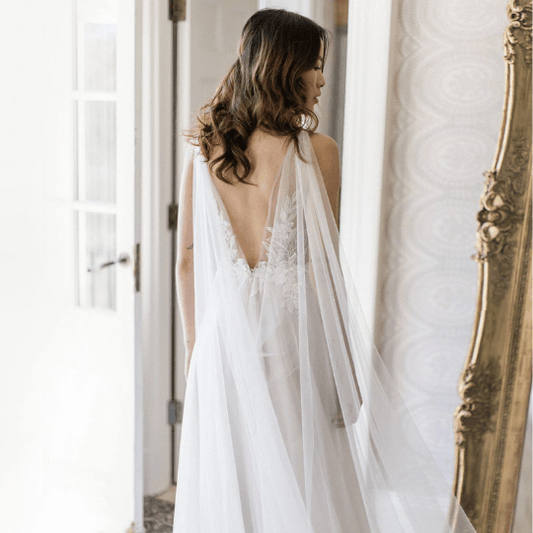 Bieauli  veil Wedding cape, Bridal cape veil, Shoulder veil, Bridal cape, Bridal back necklace, Back jewelry, Cape veil wedding